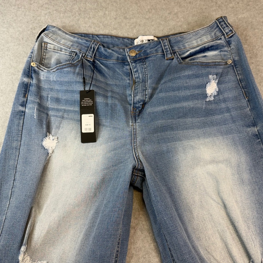 Fashion Nova Coldwater Canyon Ripped Wide Leg Jeans Light Wash Size 15 FN1376H